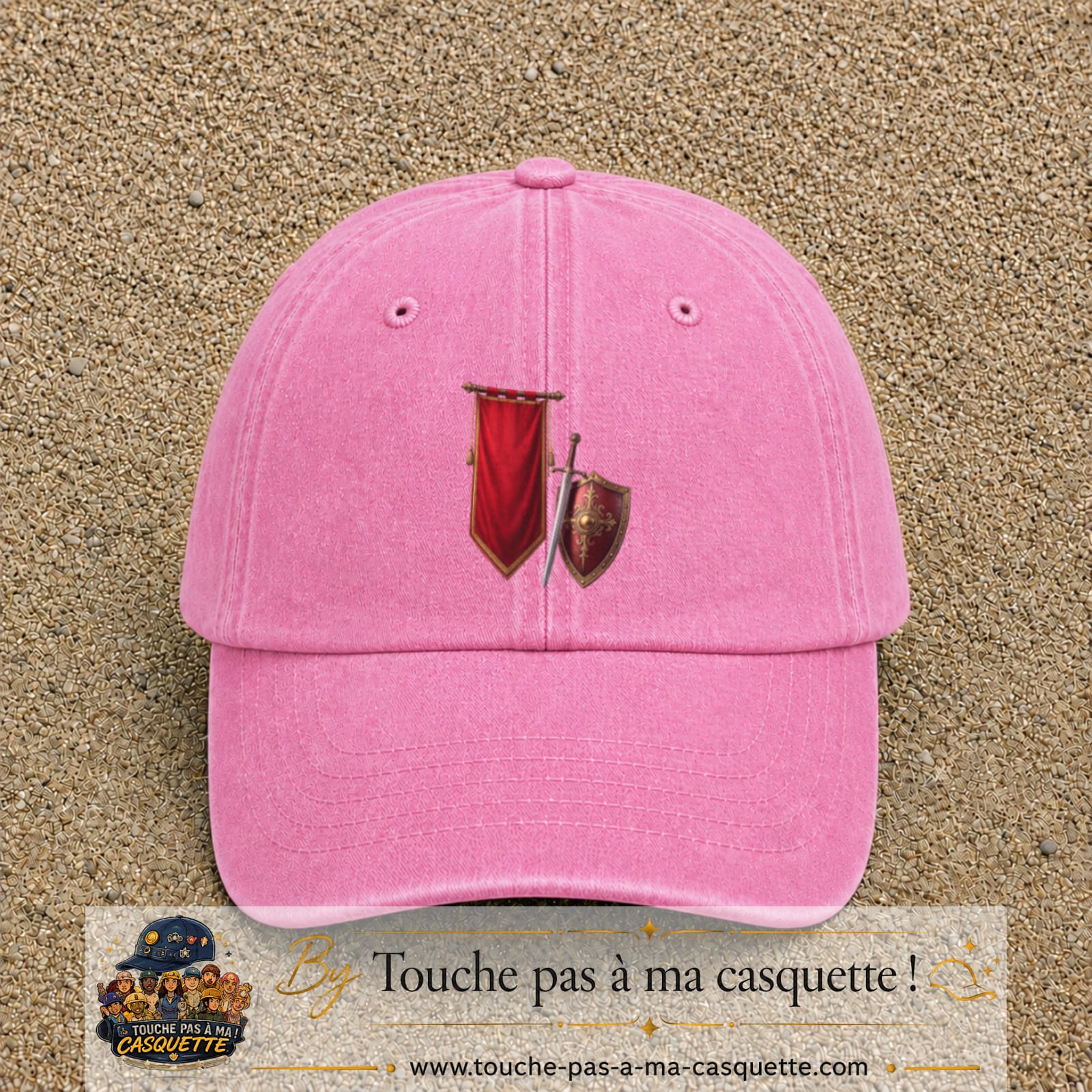 Image principale casquette Rose délavé avec motif Bouclier médiéval 7 cm