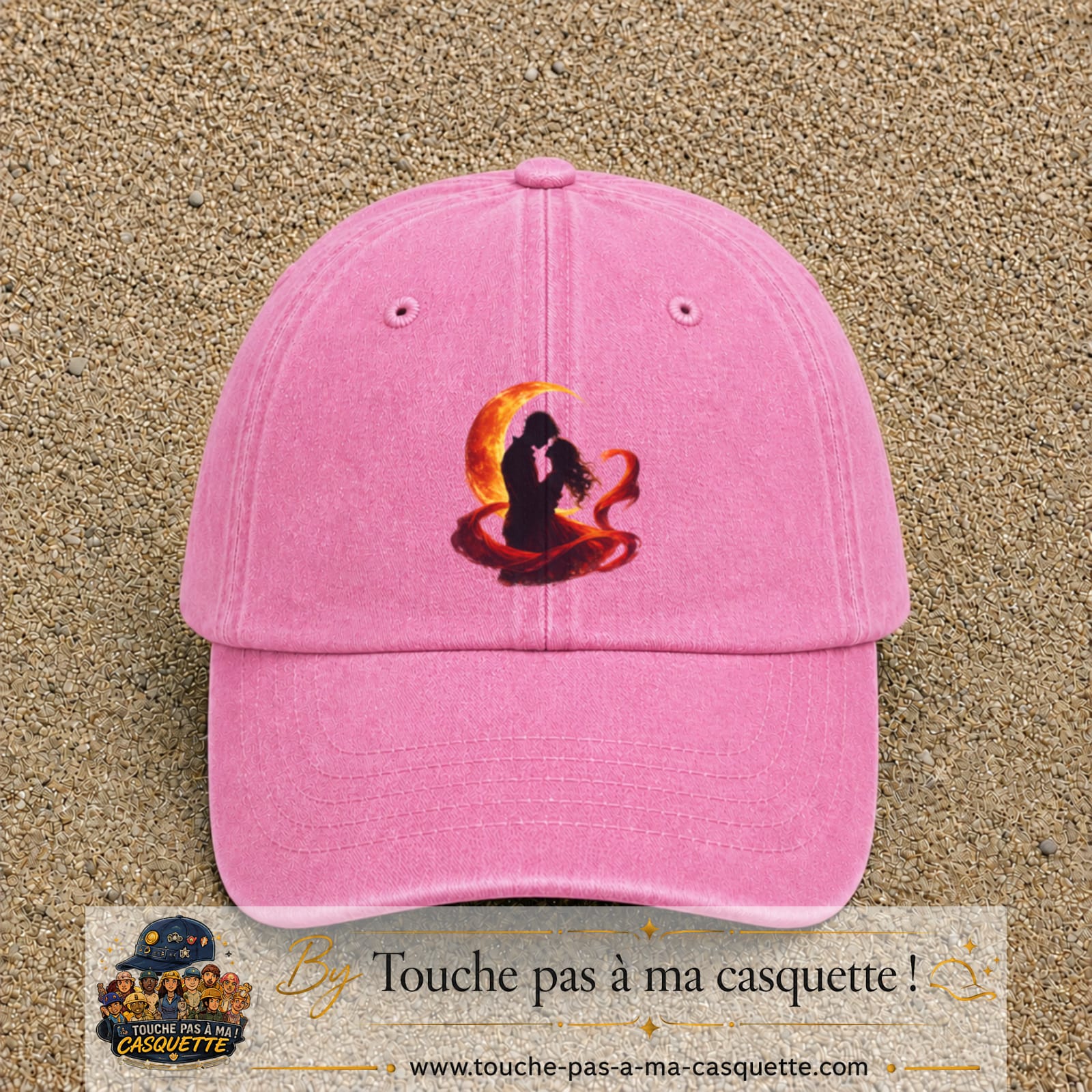 Casquette Rose délavé motif Couple sous la lune logo 7 cm
