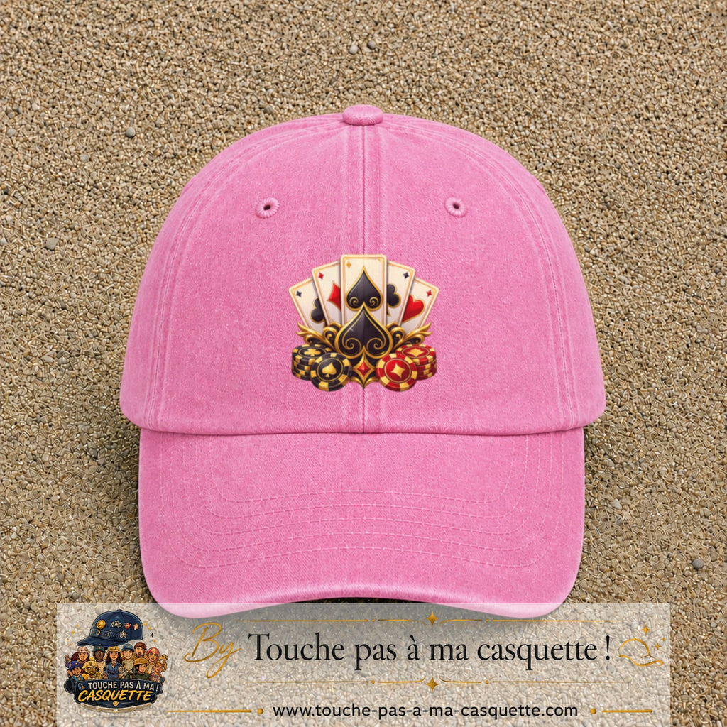 Casquette Rose délavé motif Poker cartes et jetons logo 7 cm