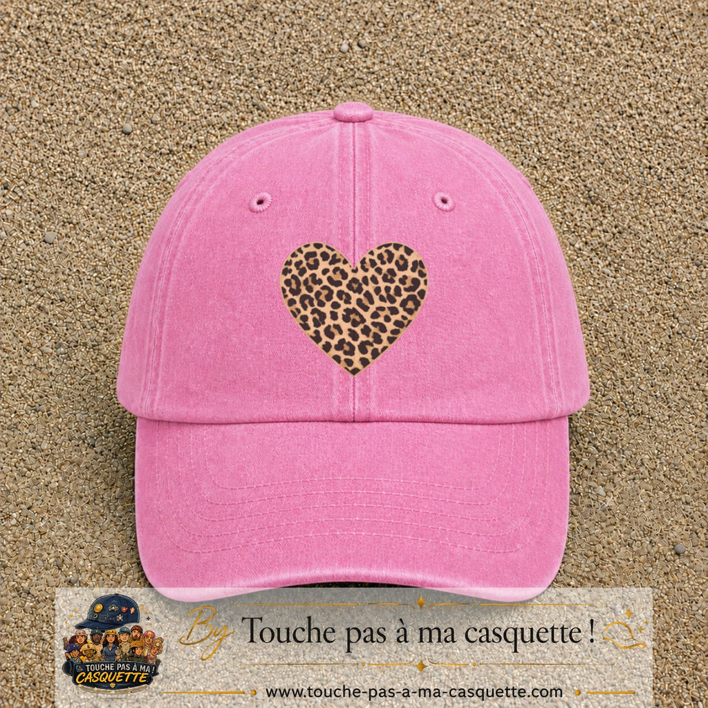 Image principale produit68grosRS - casquette Rose délavé avec visuel Cœur léopard 7 cm