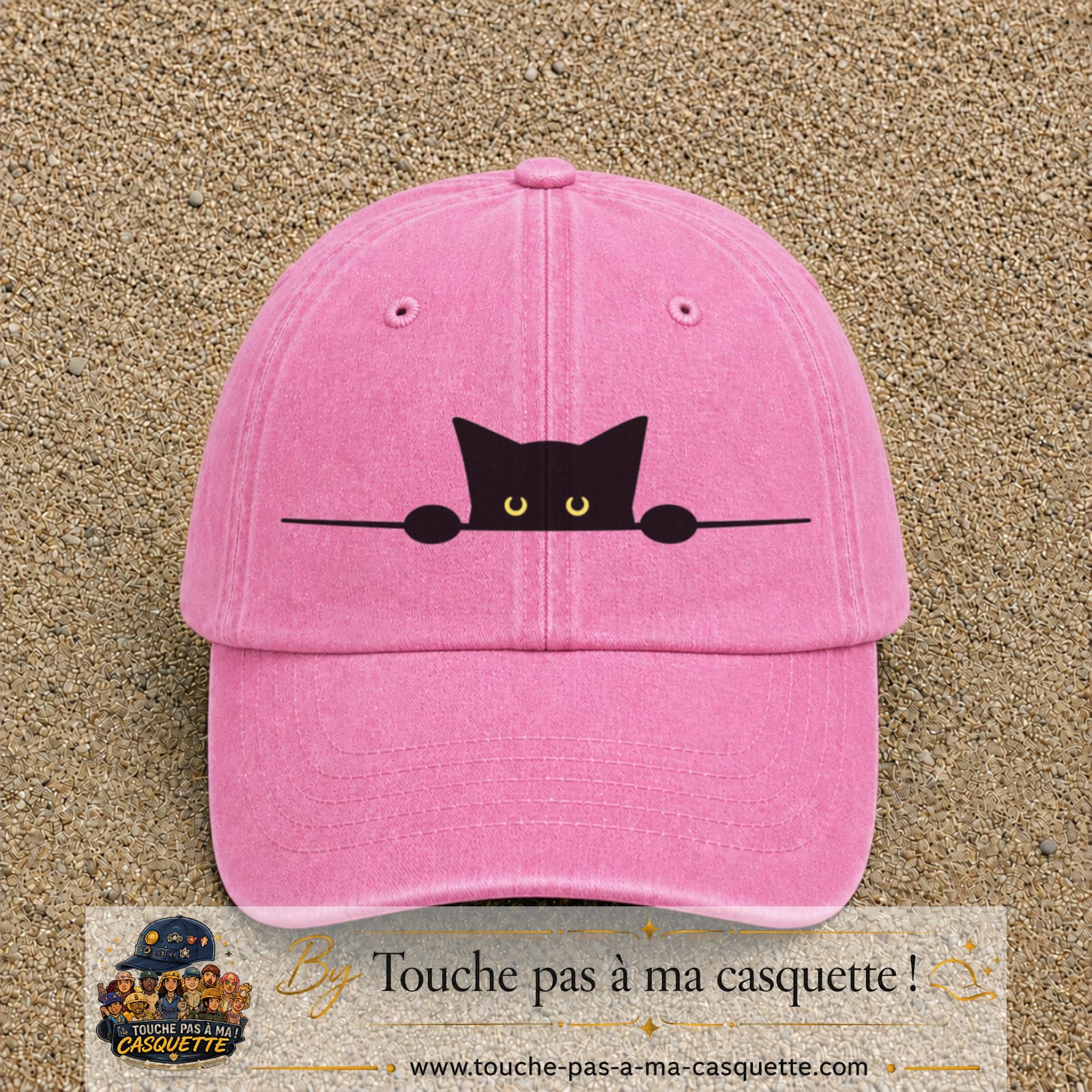 Casquette baseball Rose délavé 100% coton avec visuel Chat noir curieux 7 cm - image produit principale
