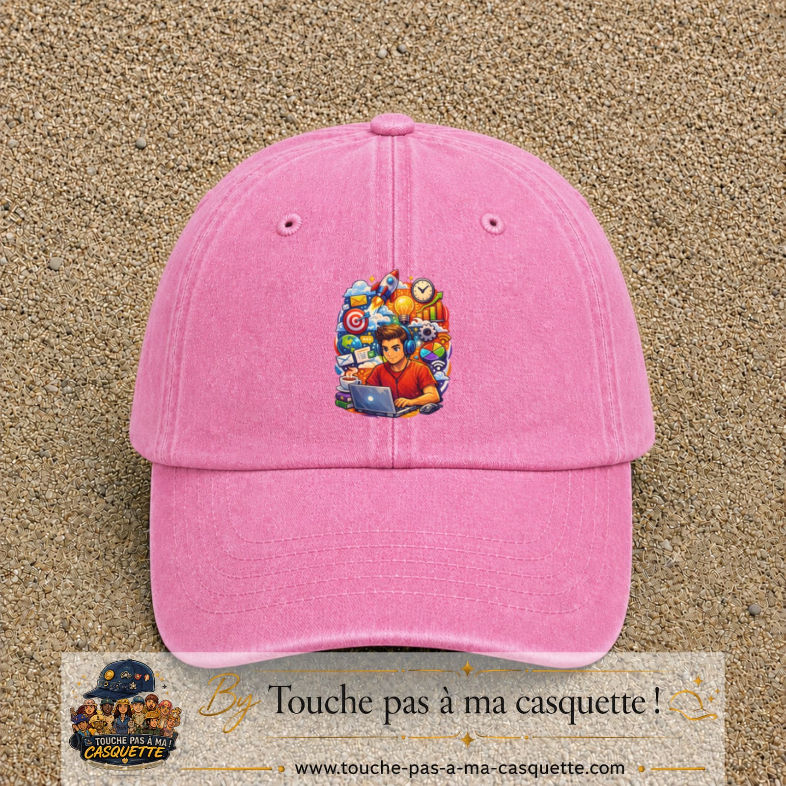 Casquette Rose délavé 100% coton avec motif Créateur digital au laptop 7 cm - image principale