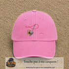 Casquette Rose délavé 100% coton avec motif Aiguille et fil rouge 7 cm - image principale