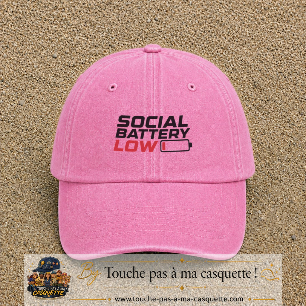 Casquette Rose délavé 100% coton avec motif Social Battery Low 5 cm - image principale