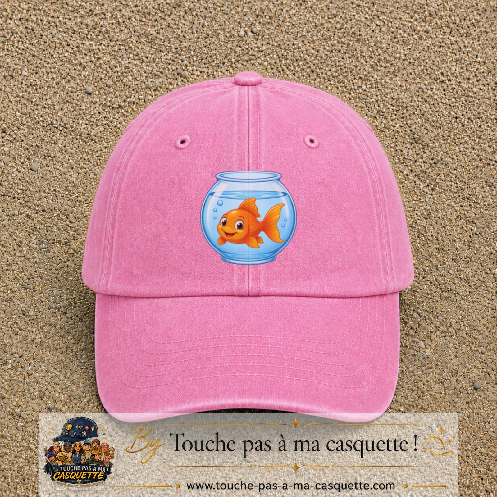 Casquette Rose délavé 100% coton avec motif Poisson rouge dans bocal 7 cm - image principale