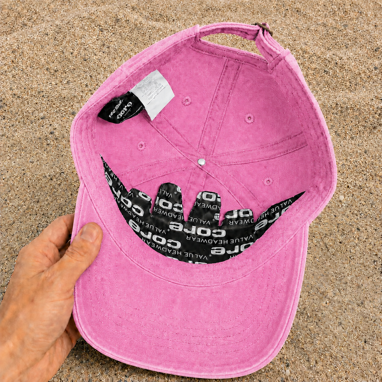 Vue complémentaire casquette Rose délavé - motif Cadenas doré
