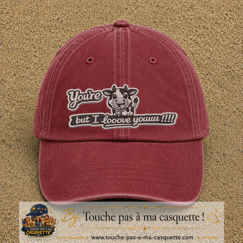 Image principale produit121grosRB - casquette Rouge délavé - Bordeaux délavé avec visuel Vache message anglais 7 cm
