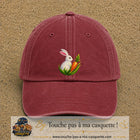 Casquette Rouge délavé - Bordeaux délavé motif Lapin blanc avec carotte logo 7 cm