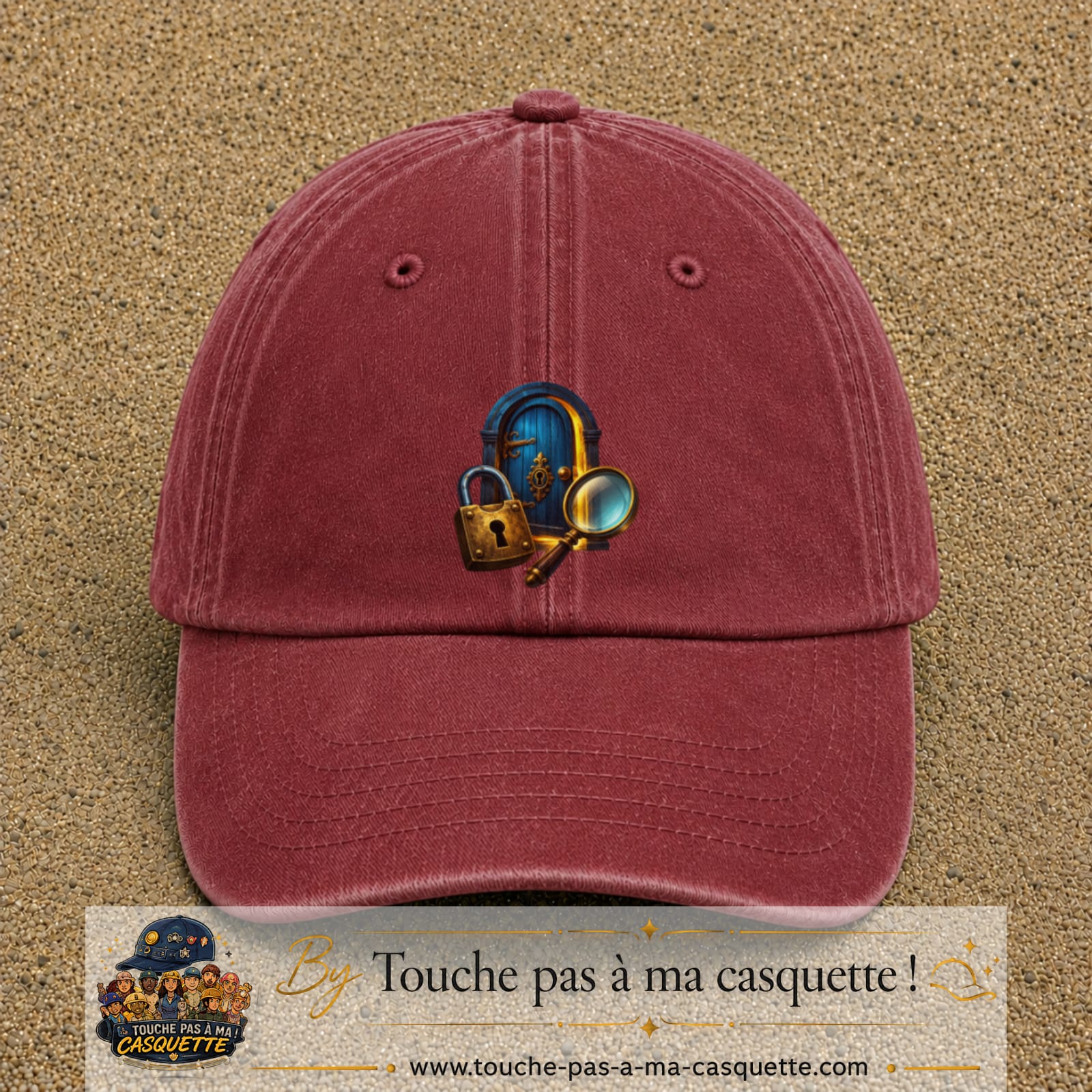 Casquette Rouge délavé - Bordeaux délavé avec motif Porte mystérieuse avec cadenas en 7 cm – vue principale