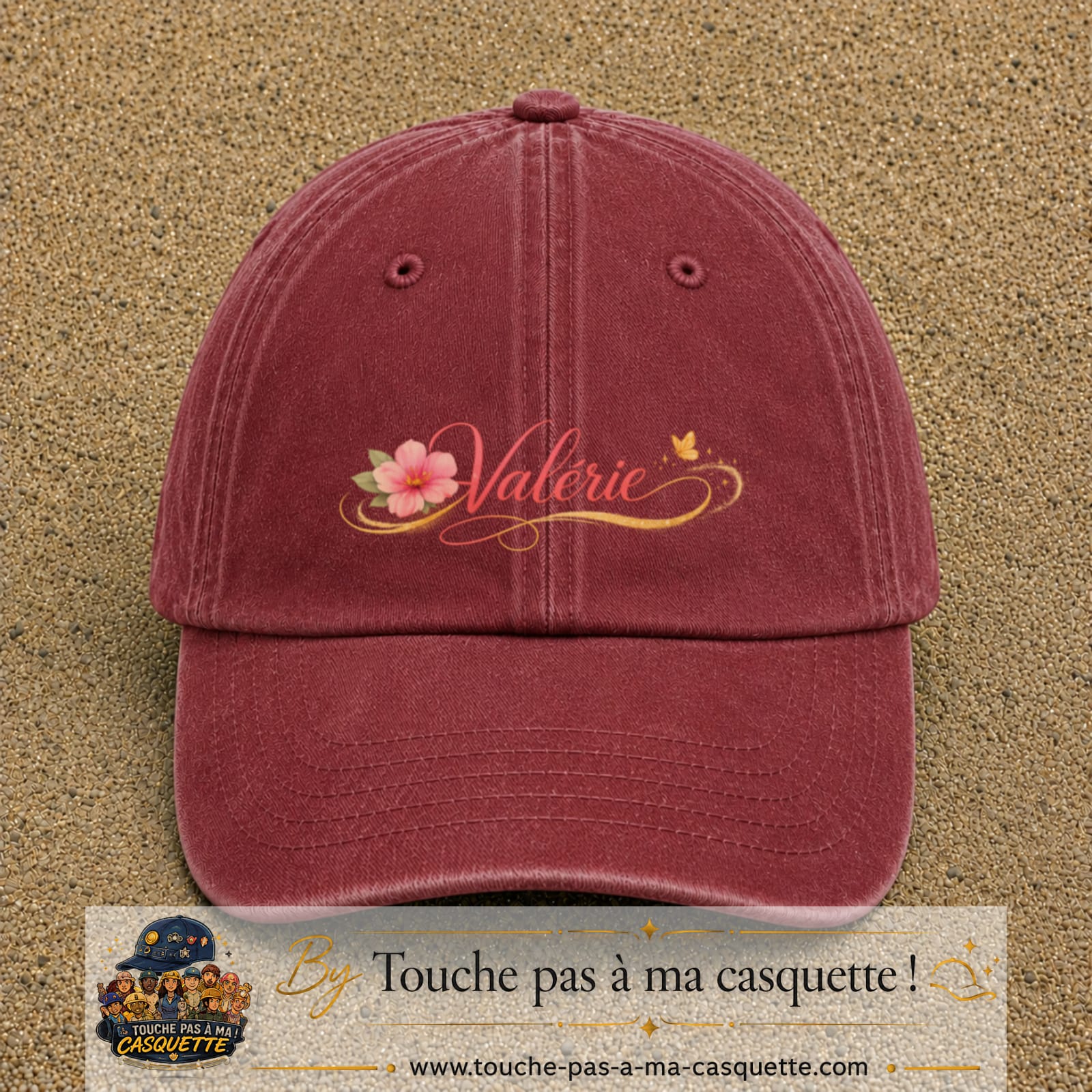 Casquette Rouge délavé - Bordeaux délavé avec motif Prénom Valérie fleuri en 5 cm – vue principale
