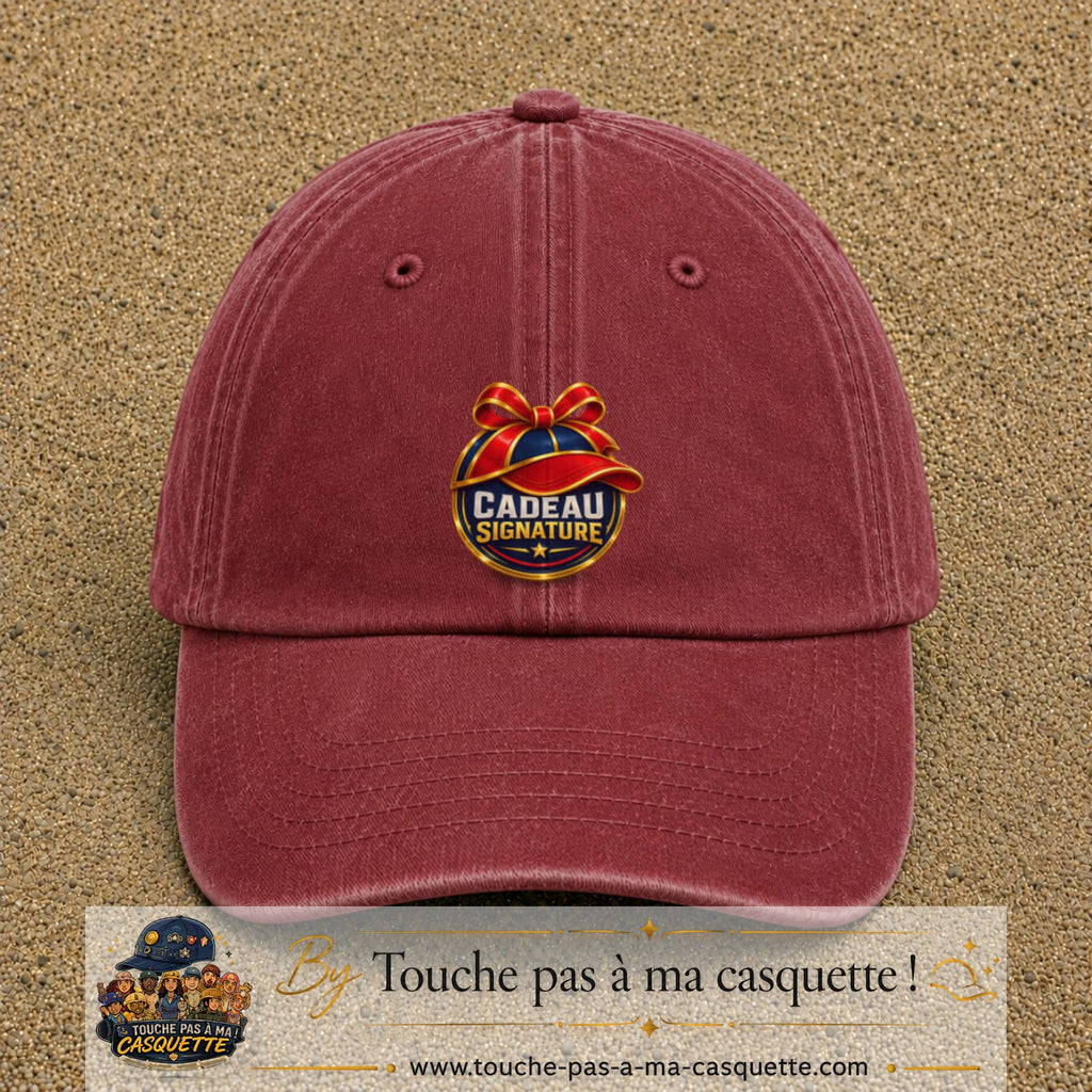 Casquette Rouge délavé - Bordeaux délavé avec motif Cadeau Signature avec casquette en 7 cm – vue principale