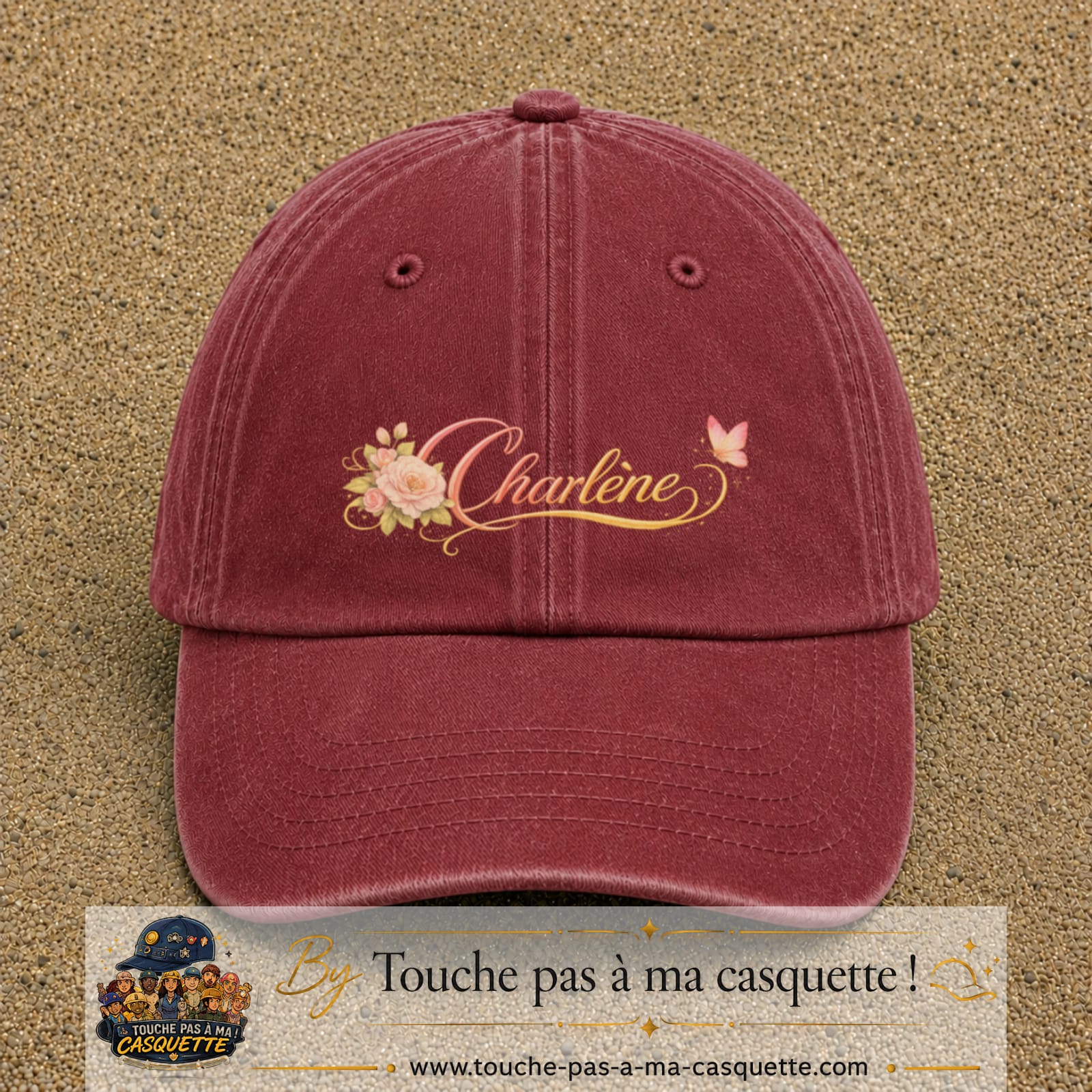 Casquette Rouge délavé - Bordeaux délavé avec motif Prénom Charlène fleuri en 7 cm – vue principale