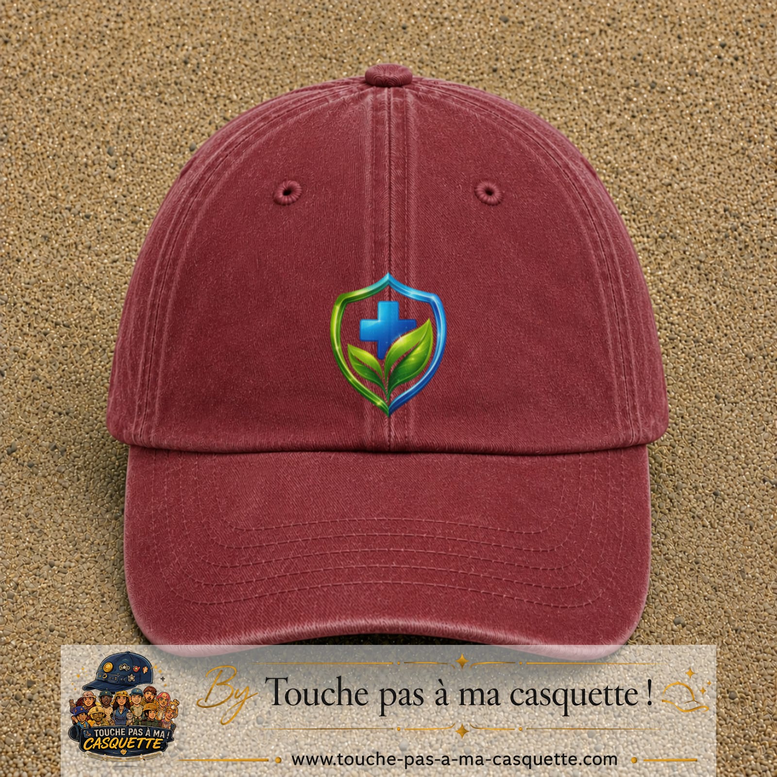 Casquette Rouge délavé - Bordeaux délavé motif Bouclier croix et feuilles logo 7 cm