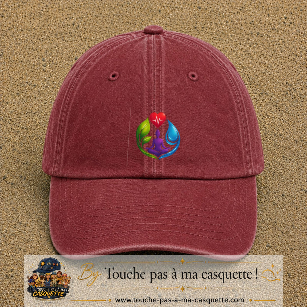 Casquette Rouge délavé - Bordeaux délavé motif Yoga santé logo 7 cm