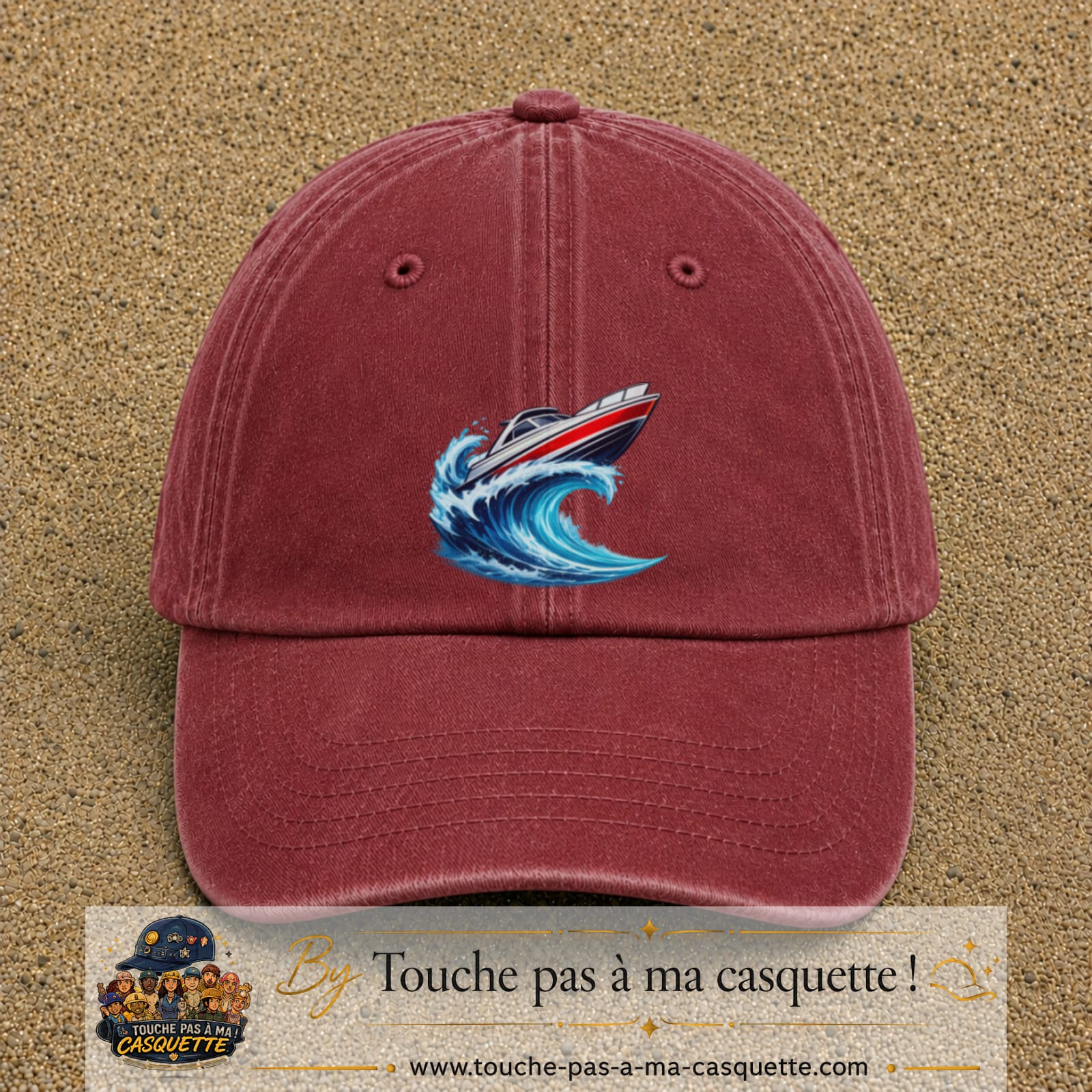 Casquette Rouge délavé - Bordeaux délavé avec motif Bateau à moteur sur vague en 7 cm – vue principale