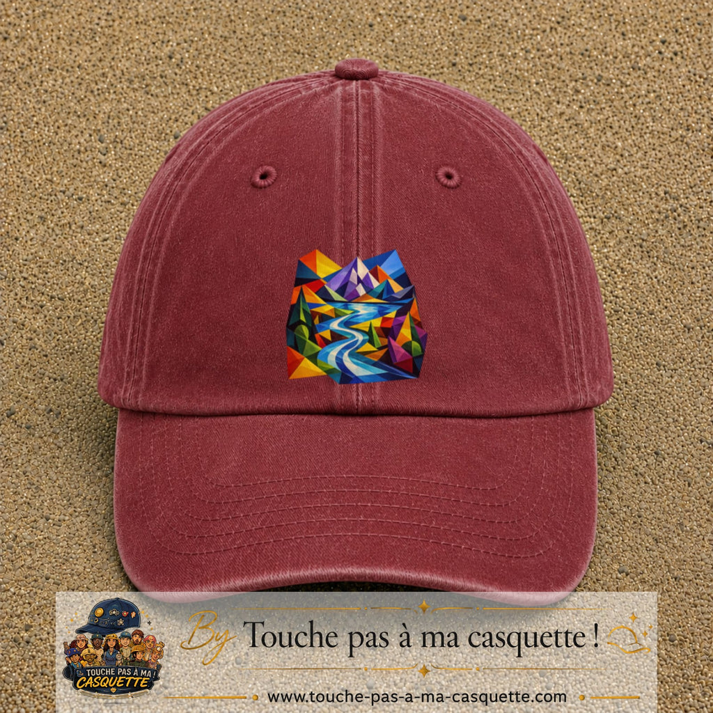 Image principale casquette Rouge délavé - Bordeaux délavé avec motif Rivière de montagne 7 cm