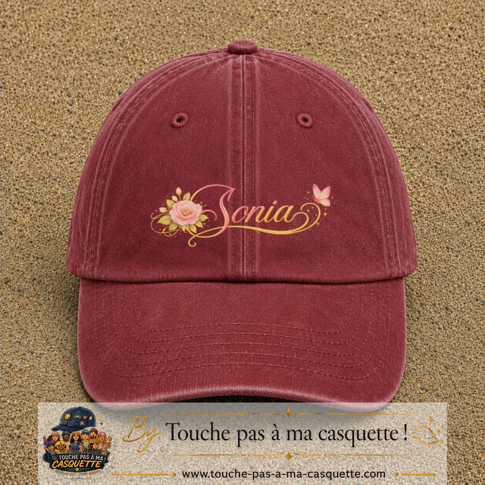 Casquette Rouge délavé - Bordeaux délavé avec motif Prénom Sonia fleuri en 5 cm – vue principale