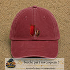 Image principale casquette Rouge délavé - Bordeaux délavé avec motif Bouclier médiéval 7 cm