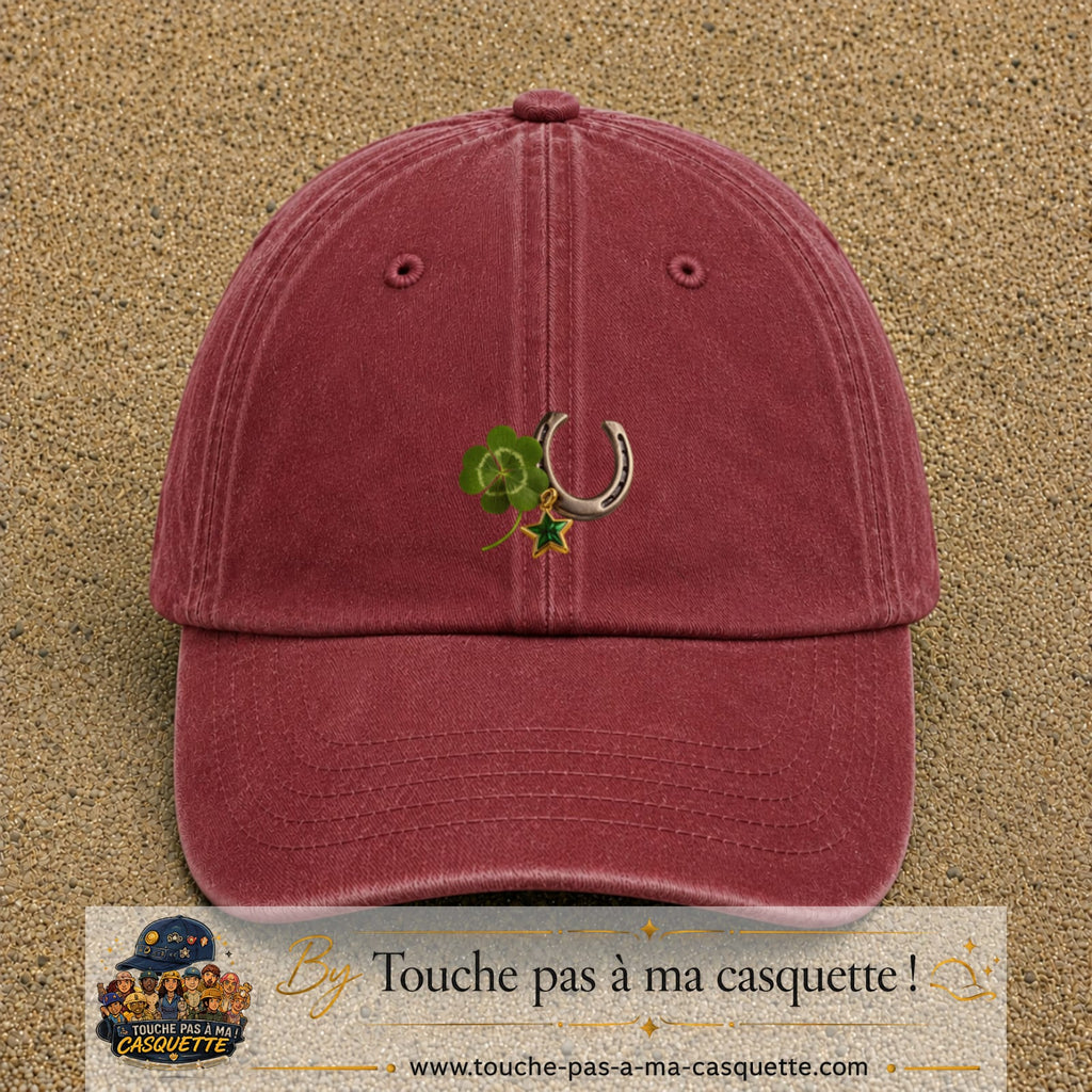 Image principale casquette Rouge délavé - Bordeaux délavé avec motif Trèfle et fer à cheval 5 cm