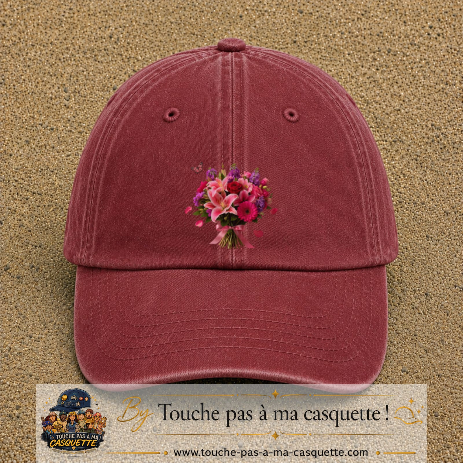 Casquette Rouge délavé - Bordeaux délavé avec motif Bouquet de lys et roses avec papillon en 7 cm – vue principale