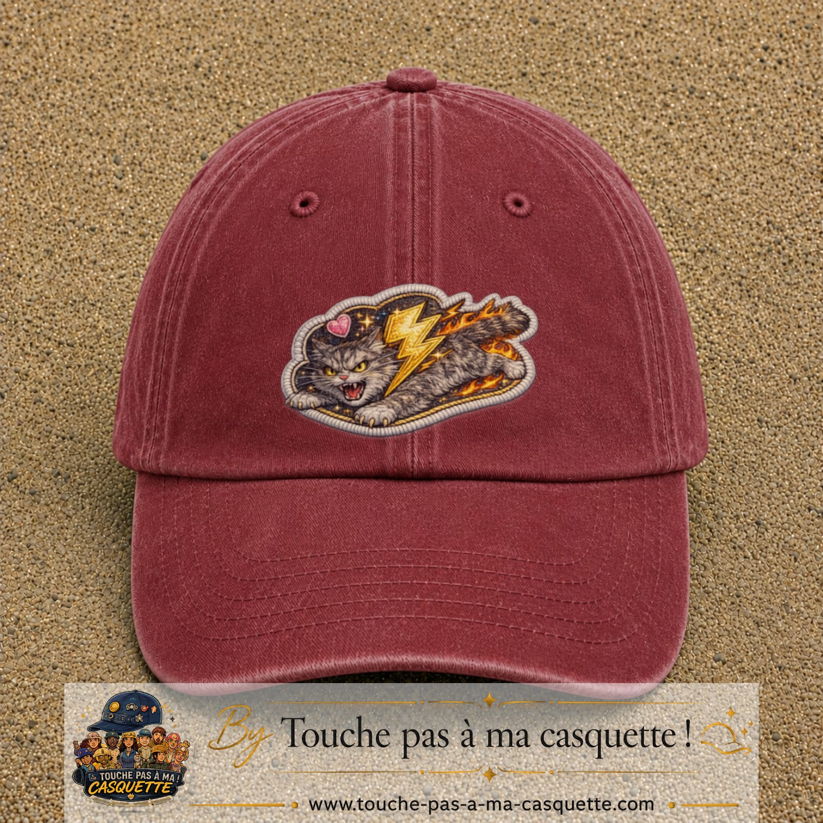 Image principale produit78grosRB - casquette Rouge délavé - Bordeaux délavé avec visuel Chat éclair 7 cm