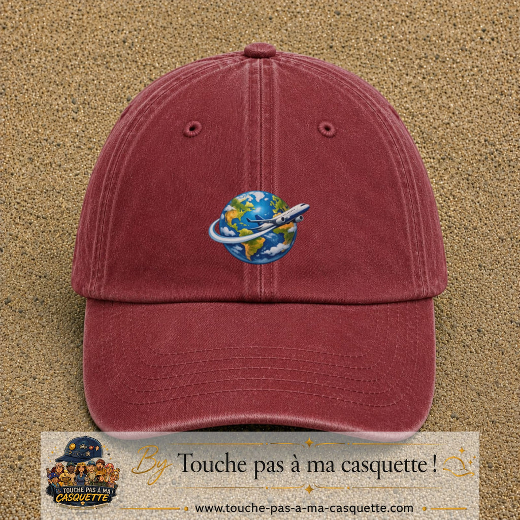 Image principale produit82moyenRB - casquette Rouge délavé - Bordeaux délavé avec visuel Monde avion 5 cm