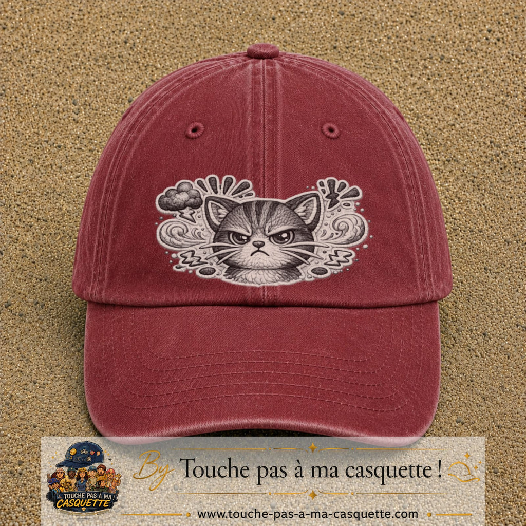 Image principale produit1grosRB - casquette Rouge délavé - Bordeaux délavé avec visuel Chat colère ornemental 7 cm