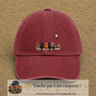 Image principale produit35grosRB - casquette Rouge délavé - Bordeaux délavé avec visuel Chats noirs banc automne 7 cm