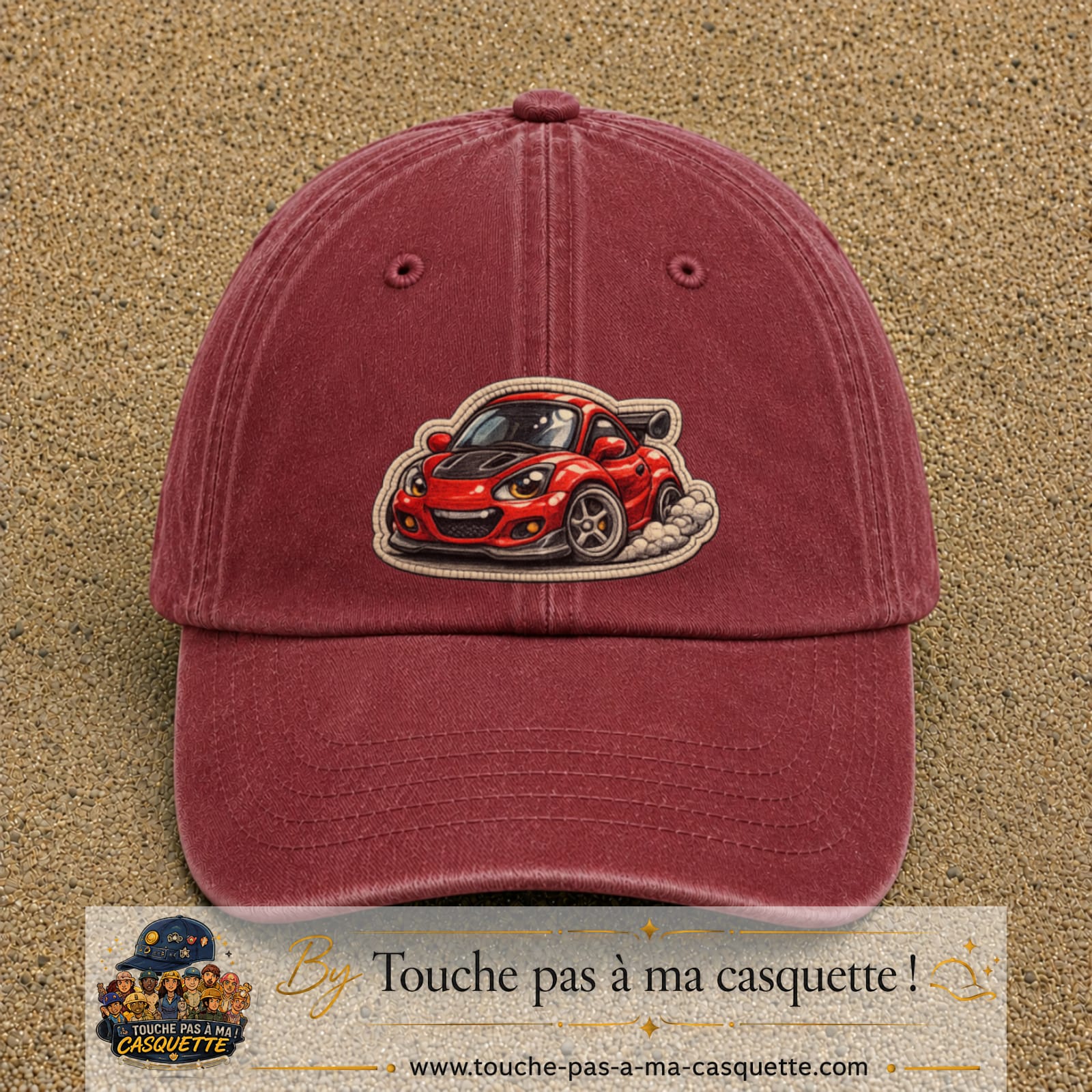 Image principale produit93grosRB - casquette Rouge délavé - Bordeaux délavé avec visuel Voiture rouge 7 cm