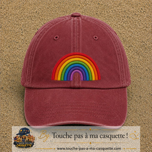 Image principale produit187grosRB - casquette Rouge délavé - Bordeaux délavé avec visuel Arc-en-ciel 7 cm