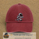 Image principale produit64grosRB - casquette Rouge délavé - Bordeaux délavé avec visuel Astronaute chibi 7 cm