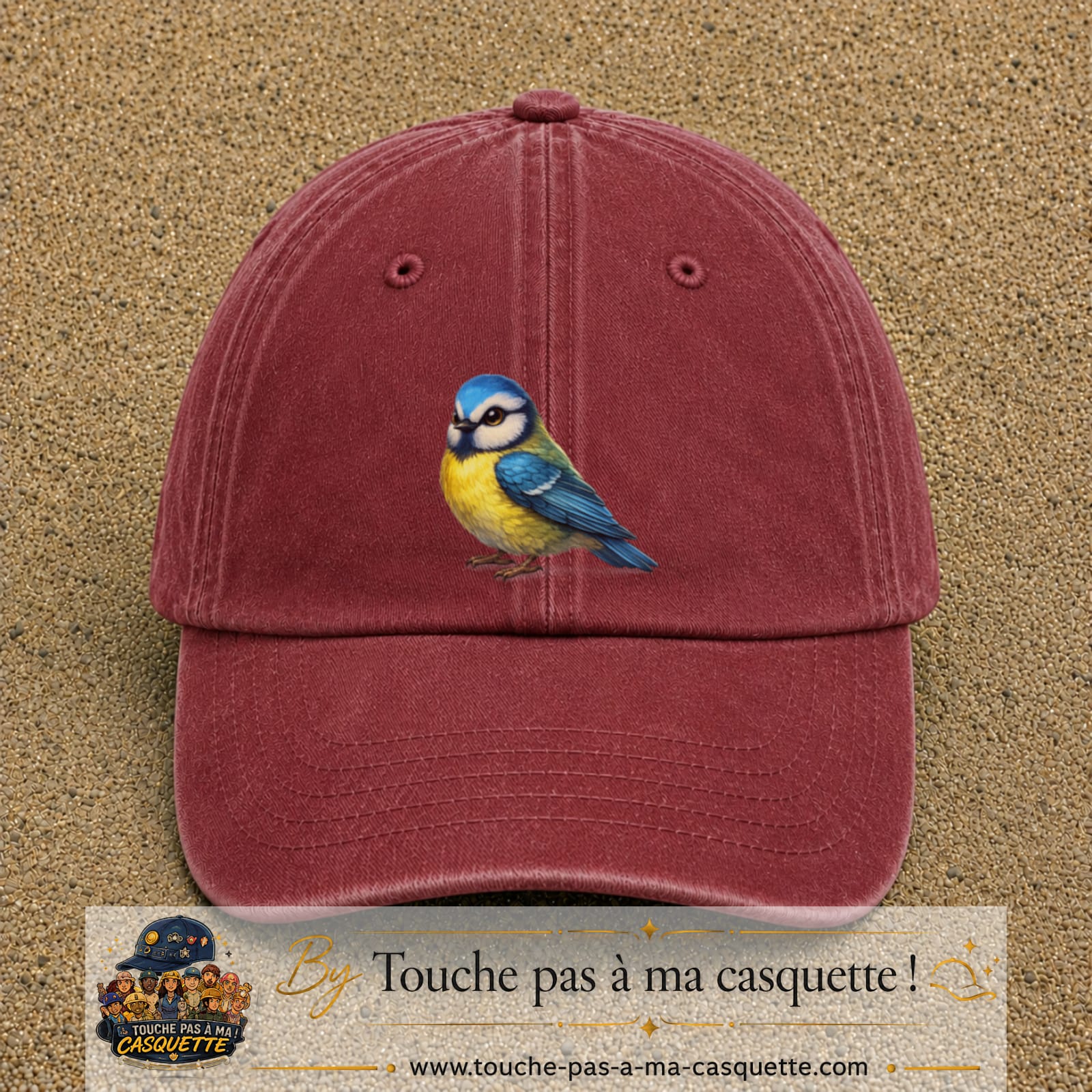 Casquette baseball Rouge délavé - Bordeaux délavé 100% coton avec visuel Mésange bleue 7 cm - image produit principale