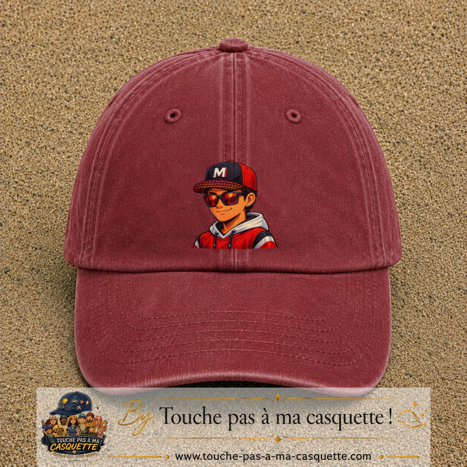 Casquette Rouge délavé - Bordeaux délavé 100% coton avec motif Garçon casquette rouge et lunettes 7 cm - image principale