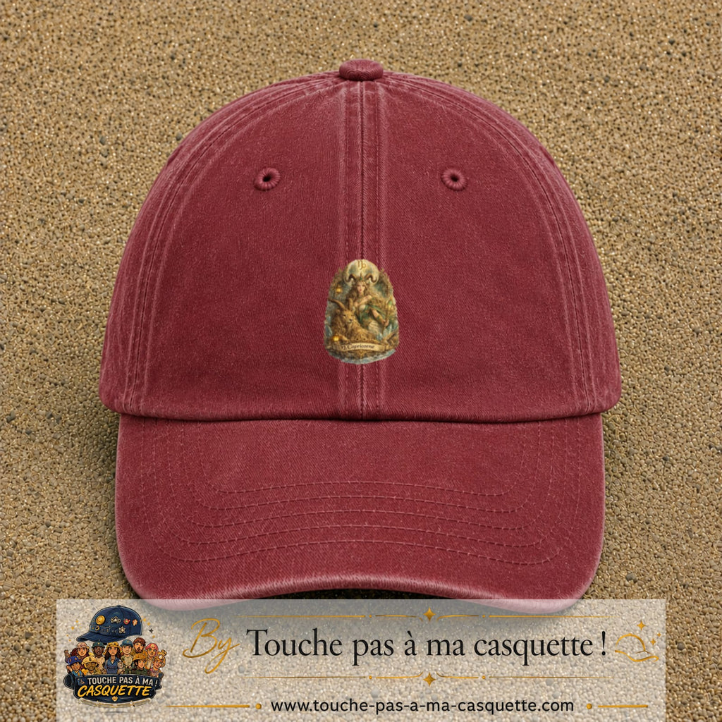 Casquette baseball Rouge délavé - Bordeaux délavé 100% coton avec motif Capricorne astrologique 5 cm - image principale