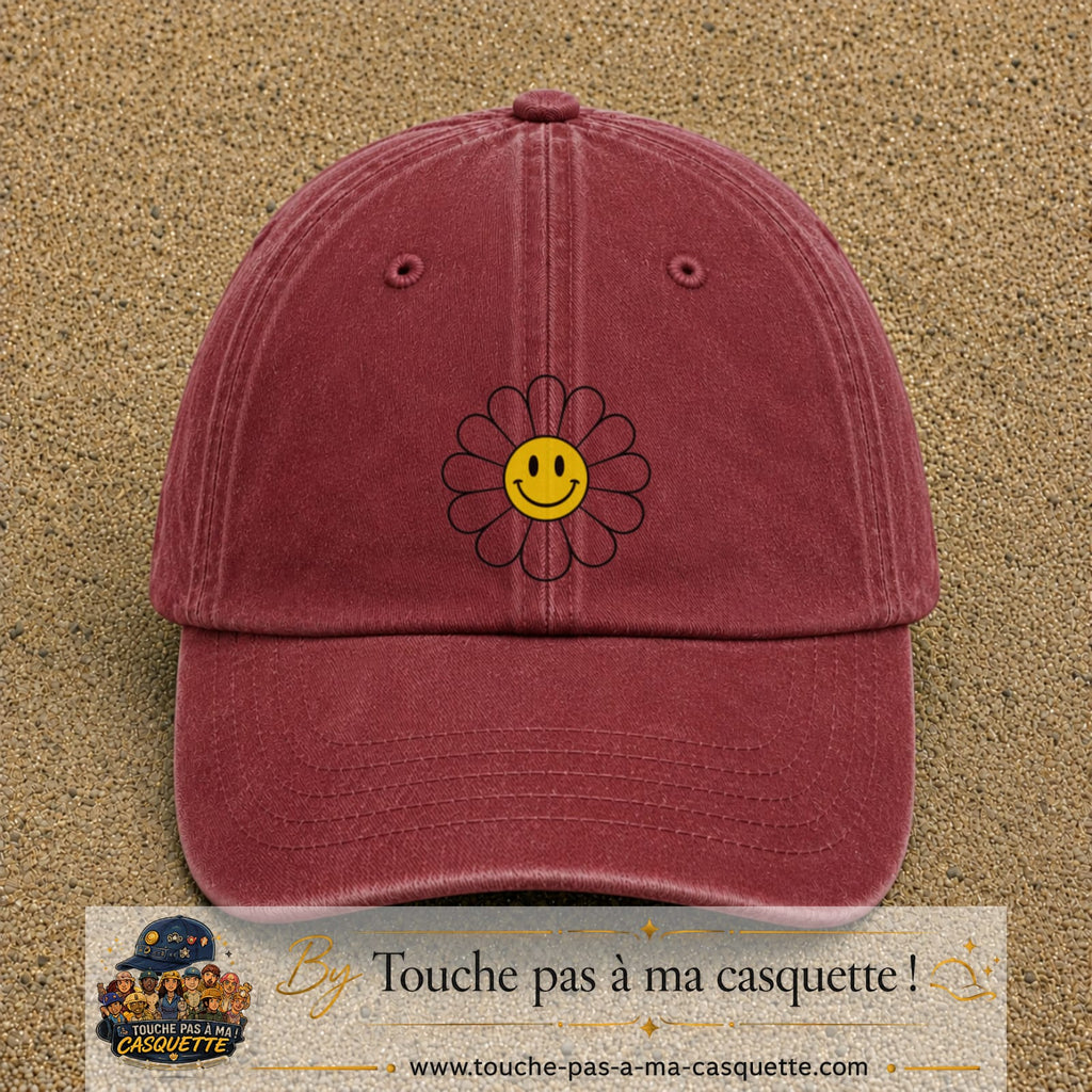 Casquette Rouge délavé - Bordeaux délavé 100% coton avec motif Marguerite sourire 7 cm - image principale