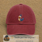 Casquette baseball Rouge délavé - Bordeaux délavé 100% coton avec visuel Oiseau farceur 7 cm - image produit principale