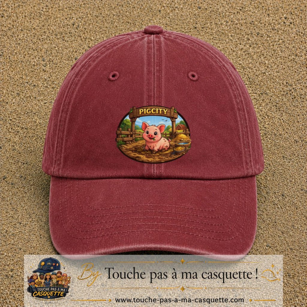 Casquette baseball Rouge délavé - Bordeaux délavé 100% coton avec visuel Pigcity cochon 7 cm - image produit principale