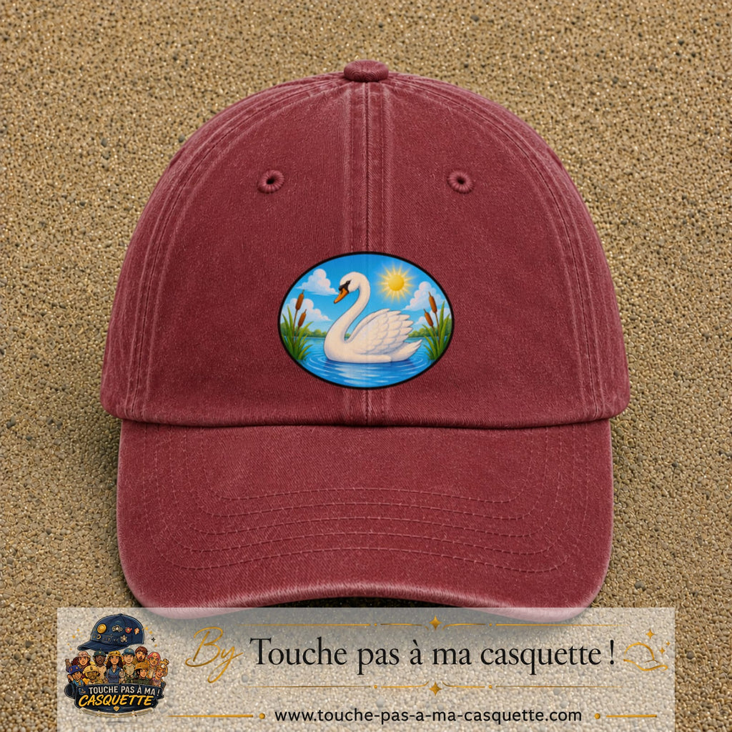 Casquette baseball Rouge délavé - Bordeaux délavé 100% coton avec visuel Cygne sur lac 7 cm - image produit principale