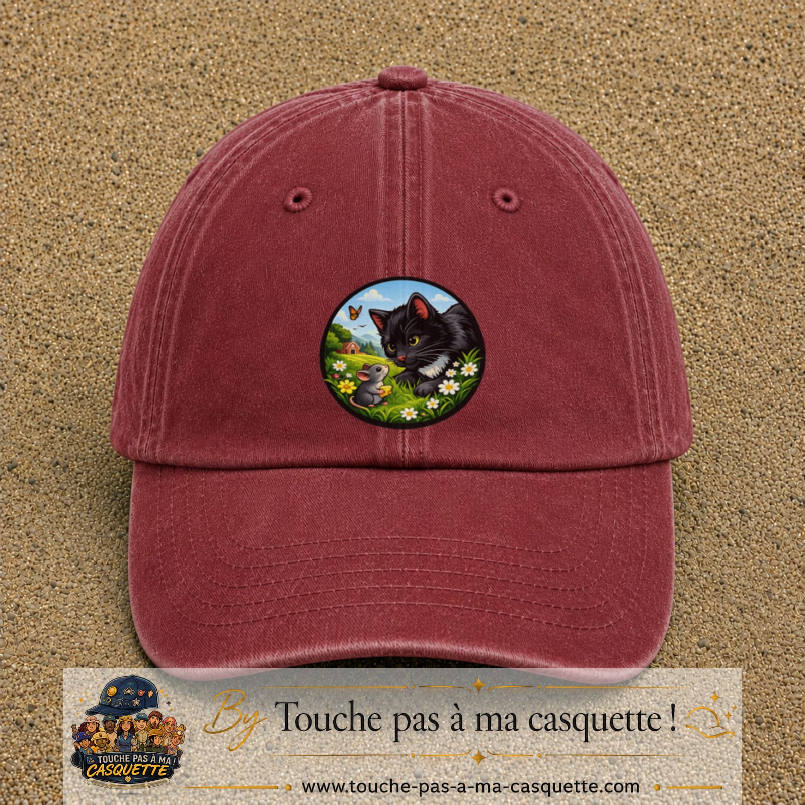 Casquette baseball Rouge délavé - Bordeaux délavé 100% coton avec visuel Chat noir et souris 7 cm - image produit principale
