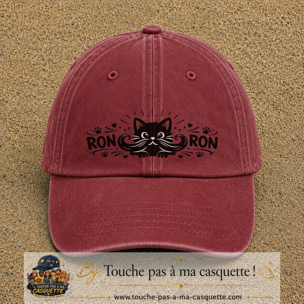 Casquette Rouge délavé - Bordeaux délavé motif Chat Ron Ron 7 cm - vue principale