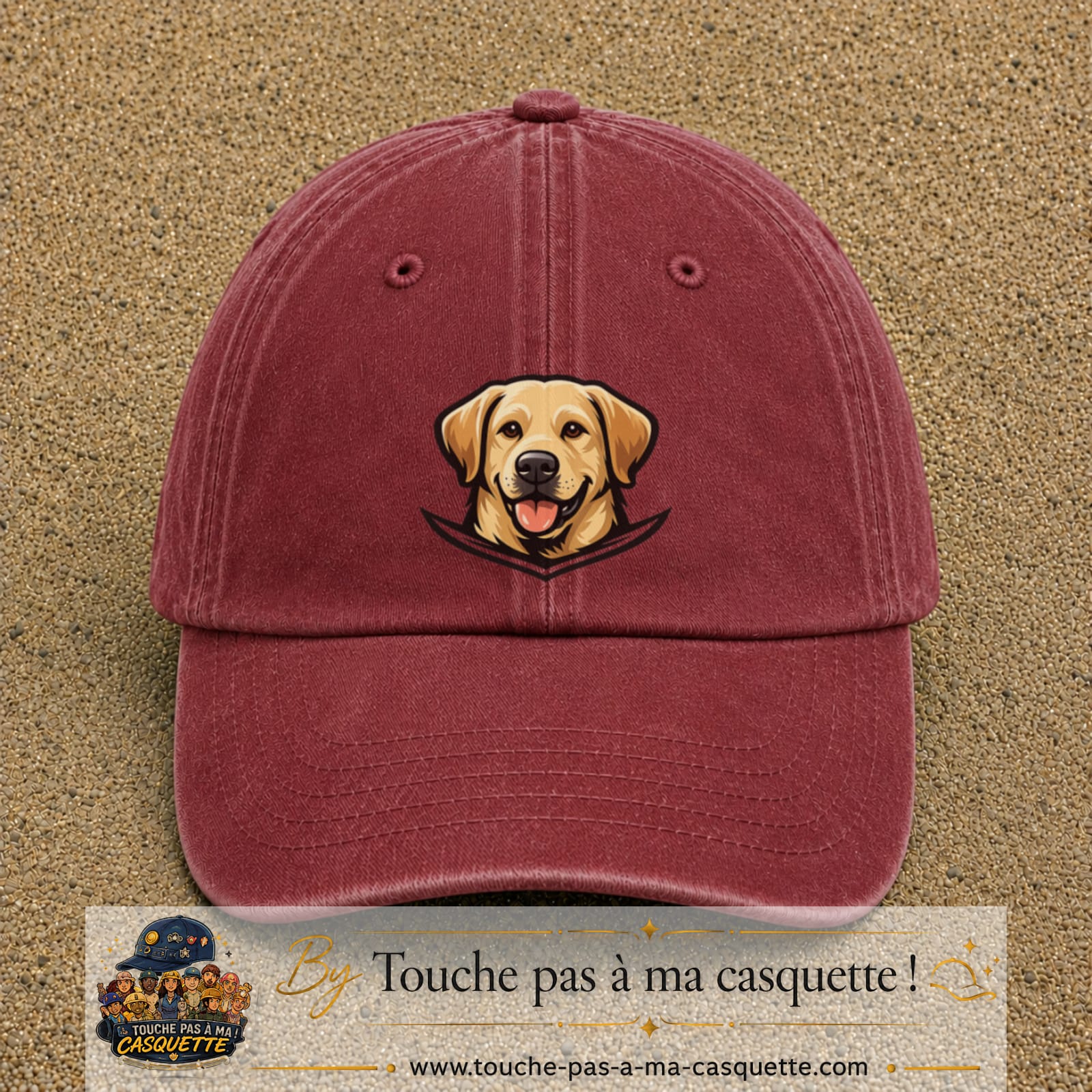 Casquette Rouge délavé - Bordeaux délavé 100% coton avec motif Chien labrador souriant 7 cm - image principale