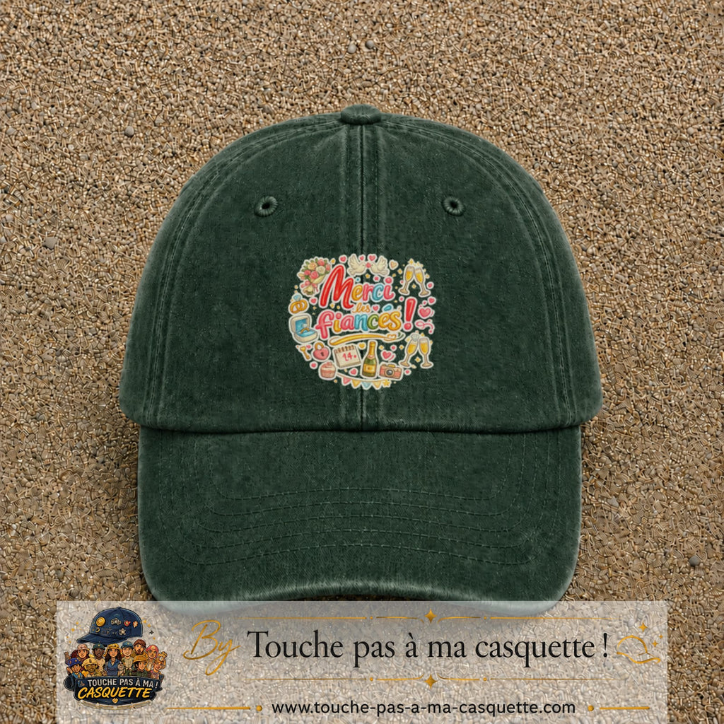 Casquette Vert foncé délavé avec motif Merci les Fiancés en 7 cm – vue principale