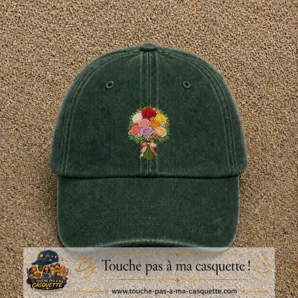 Casquette Vert foncé délavé avec motif Bouquet romantique de roses en 7 cm – vue principale