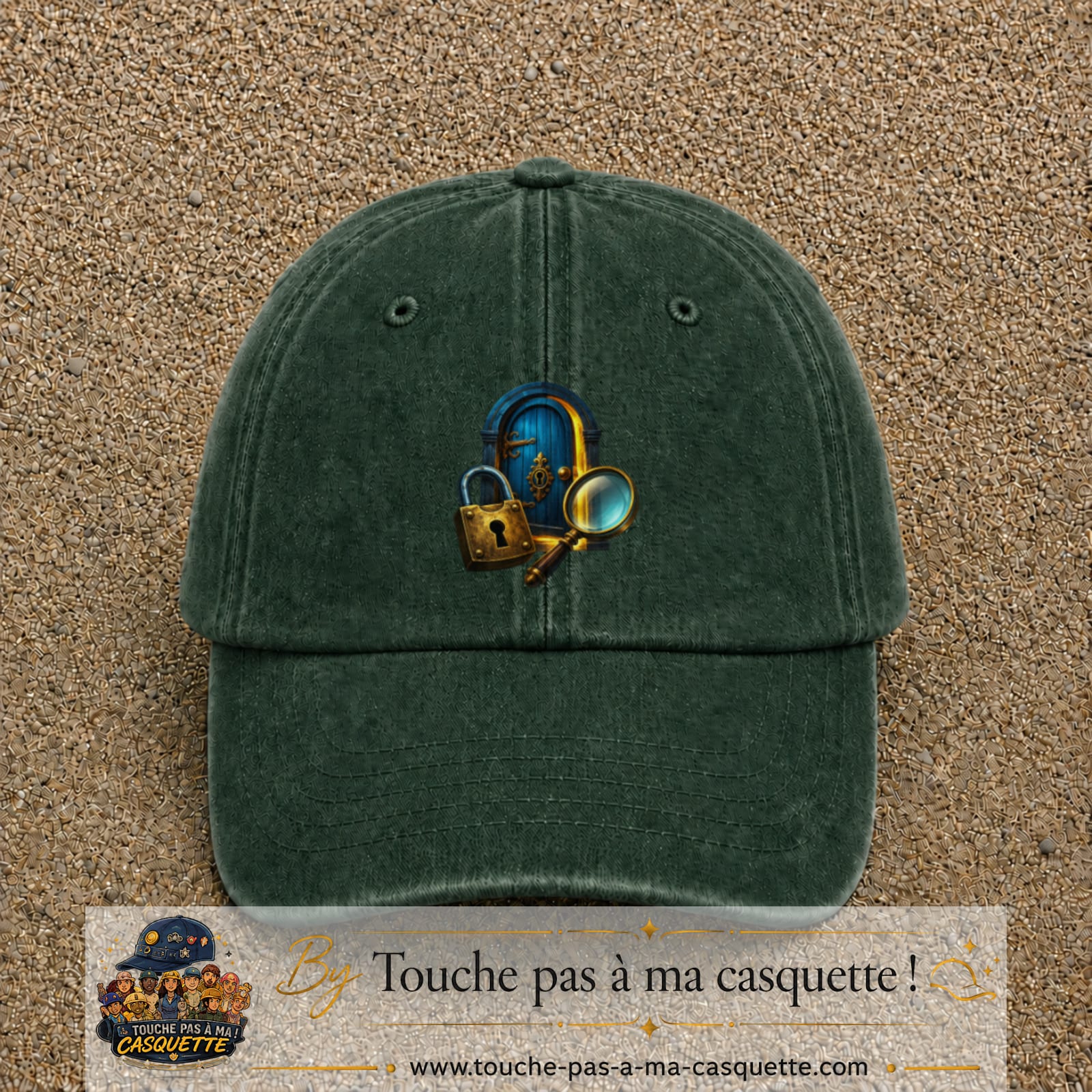 Casquette Vert foncé délavé avec motif Porte mystérieuse avec cadenas en 7 cm – vue principale