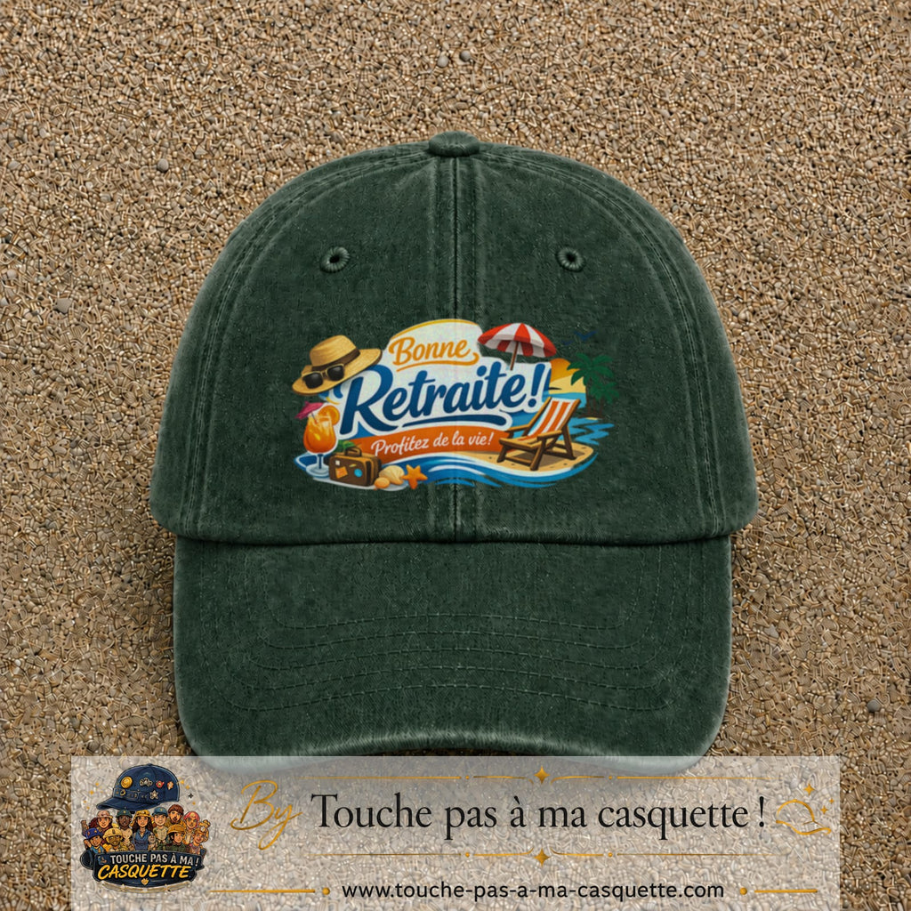 Casquette Vert foncé délavé avec motif Bonne retraite au bord de la mer en 7 cm – vue principale