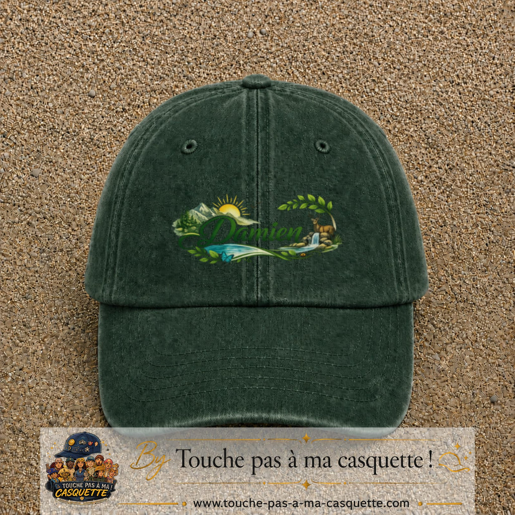 Casquette Vert foncé délavé avec motif Prénom Damien nature et cerf en 5 cm – vue principale