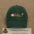 Casquette Vert foncé délavé avec motif Prénom Nadia fleuri en 7 cm – vue principale