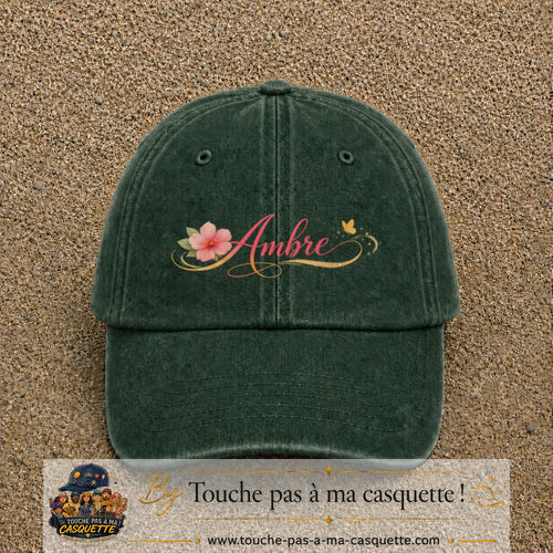 Casquette Vert foncé délavé avec motif Prénom Ambre fleuri en 5 cm – vue principale