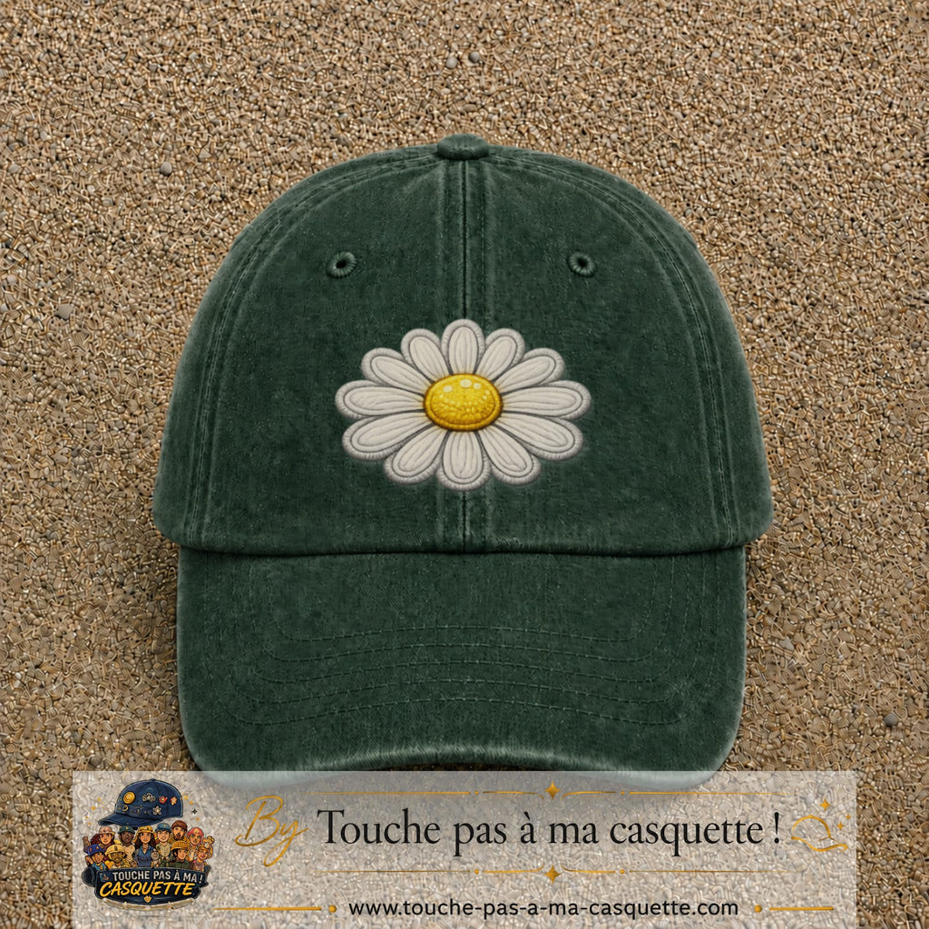 Image principale produit104grosVF - casquette Vert foncé délavé avec visuel Marguerite simple 7 cm