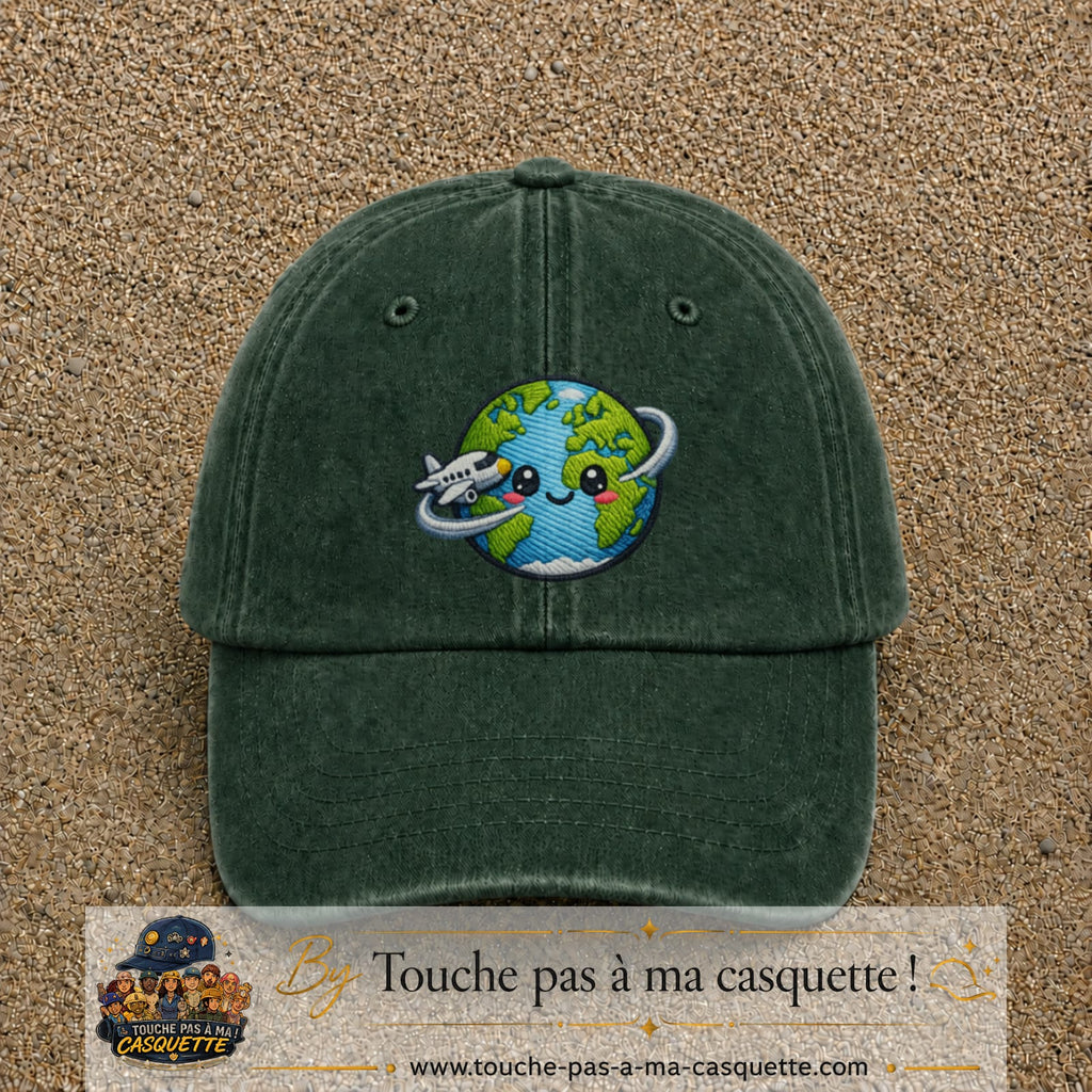 Image principale produit115grosVF - casquette Vert foncé délavé avec visuel Monde kawaii avion 7 cm